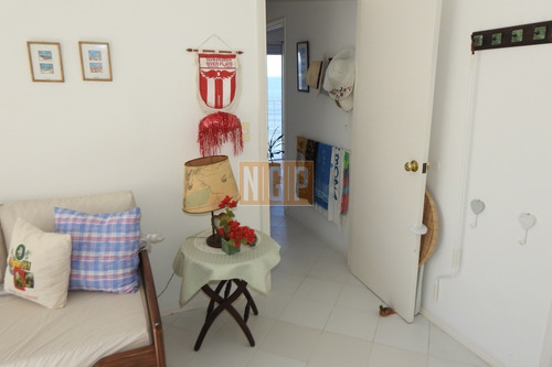 En Exclusividad Mir 703 !!!!!!!!!!!!- Ref: 1820
