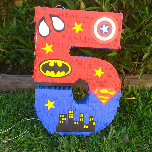 Piñata Artesanal Número 5 Superhéroes