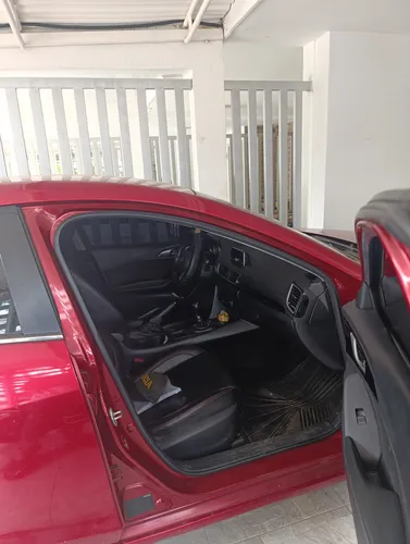 Mazda 3 2.0 Prime