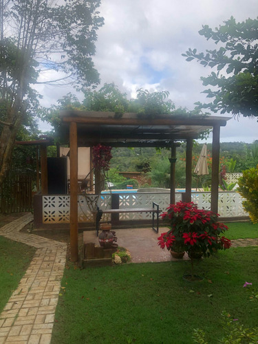 Casa De Praia - Lagoa Do Aruá (praia Do Forte)