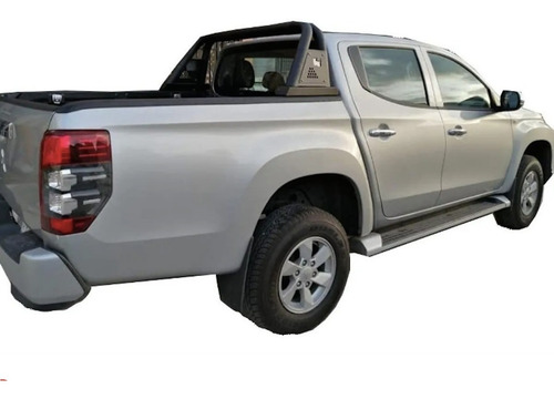 Imagen 7 de 7 de Roll Bar Toyota Hilux 2016/2021 Go Rhino Sport Bar 3.0 Negro