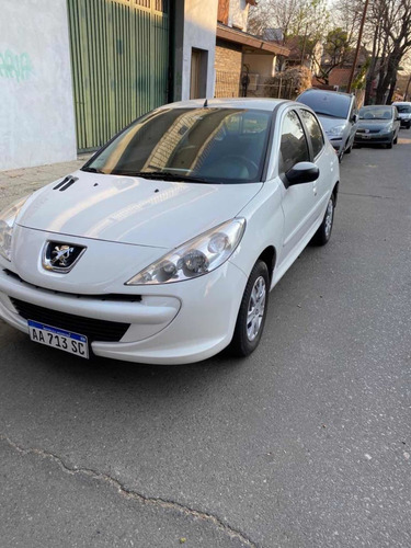 Peugeot 207 2016 1.4 Allure 75cv