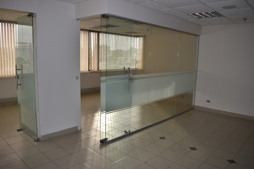 Imagen 30 de 30 de Se Vende O Arrienda Oficina Word Trade Center Barranquilla