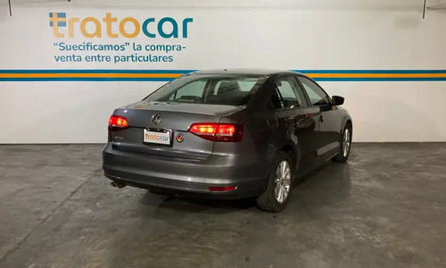 Volkswagen Jetta A6 Live 2.0 lt