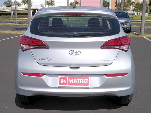 Imagem 5 de 8 de Hyundai Hb20 1.6 Comfort Plus 16v Flex 4p Automático