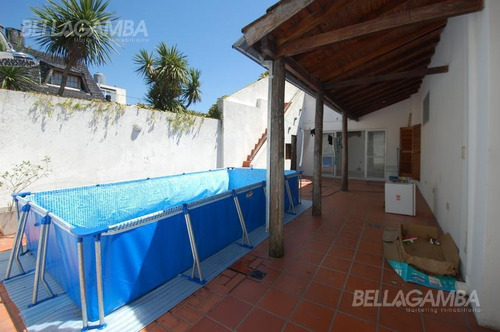 Imagen 16 de 27 de Único Ph Multifamiliar Con Patios Y Terraza, Ideal Para Renta