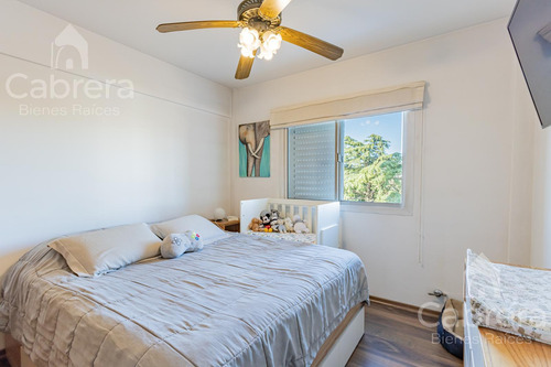 Venta Departamento De 2 Dormitorios Con Cochera En La Plata.