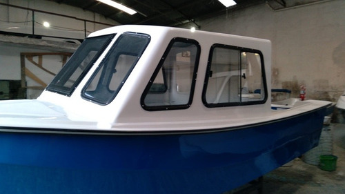 Tracker Cabinado Cuddy 530