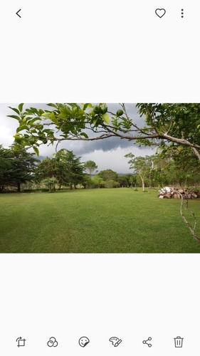 Casa De Campo Con Piscina Climatizada Y Cerrada