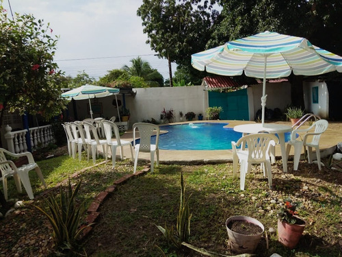 Imagen 4 de 12 de Hermosa Casa Finca Carmen De Apicala Totalmente Privada Piscina En El Centro Del Pueblo