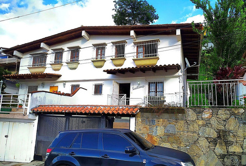 Casa En Venta En La Urbanización De Alto Prado