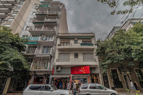 Venta - Departamento 2 Ambientes - Caballito - Parque Centenario - Bajas Expensas - Luminoso