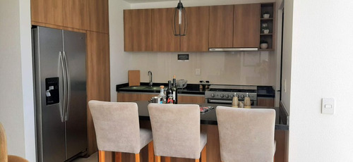 Casa Nueva En Venta En Fraccionamiento Con Áreas Verdes En Toluca, A Unos Metros De La Av. López Portillo.