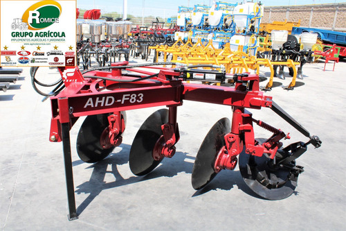 Imagen 7 de 15 de Arado Agricola De 3 Discos Hidraulico Marca Fenix P/ Tractor
