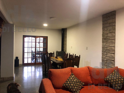 Imagen 3 de 8 de Casa - Zarate