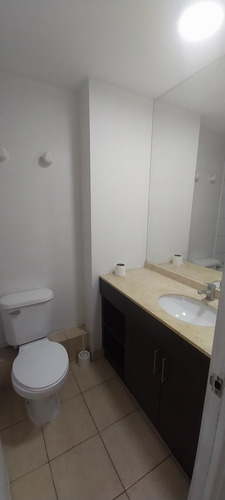 Amplio Departamento En Venta En Un Primer Piso