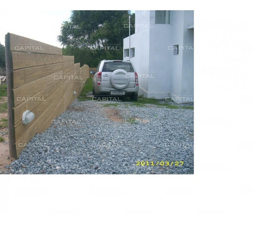 Muy Buena Casa En Venta En Punta Piedras, Manantiales.- Ref: 25371