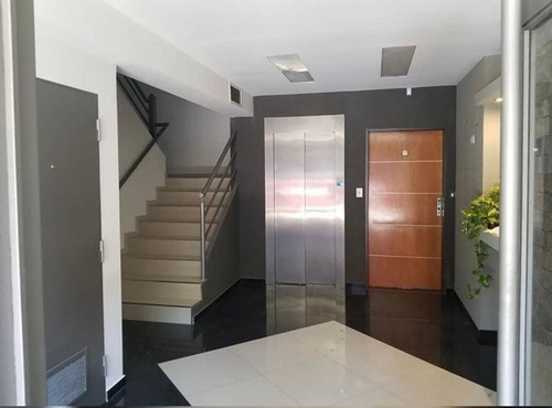 Imagen 5 de 5 de Semi Piso Departamento 2 Ambiente Grande 45m2 Nuevo Balcon