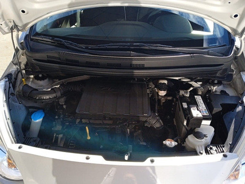 Imagen 11 de 15 de Hyundai Grand I10 2019 1.3 Gl Mid Mt