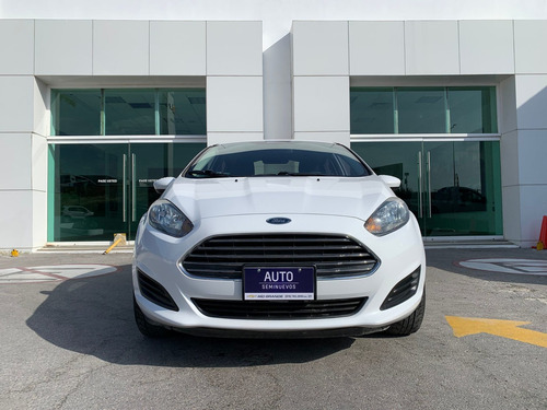 Imagen 2 de 10 de Ford Fiesta 2016 1.6 S Sedan At