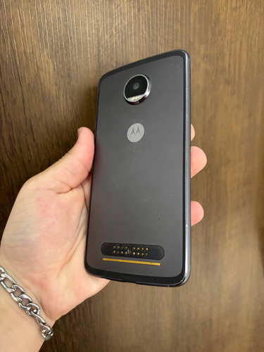 Motorola Z2 Play 64gb Cinza Cinza-claro (Usado)