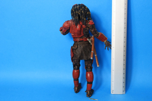 Big Red Predator Neca (Usado)