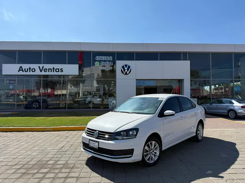 Volkswagen Vento 1.6 Confortline Mt