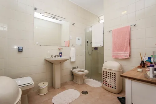 Casa Totalmente Reformada Pronta Para Morar Muito Bem.
