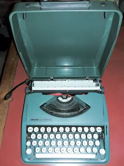 Maquina De Escribir Olivetti Lettera 82 Muy Buen Estado