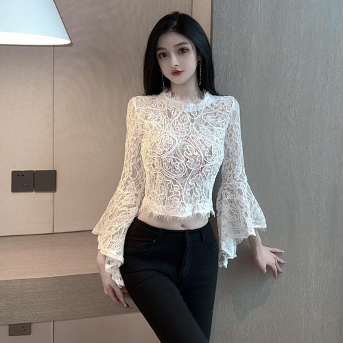 Top Corto De Encaje Con Mangas Acampanadas Para Mujer