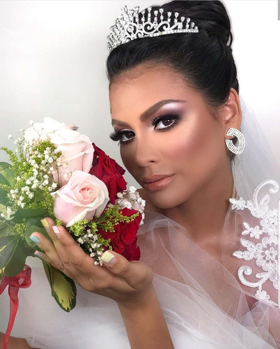 Imagen 2 de 10 de Maquillaje & Peinado Profesional Puerto Montt