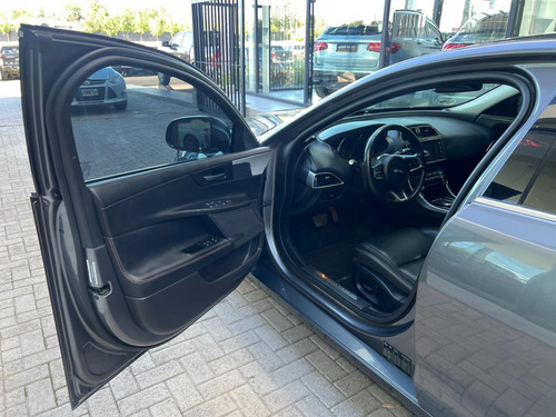 Jaguar Xe 25t 2019