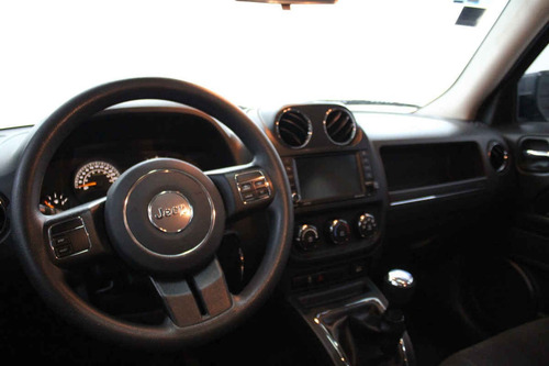 Imagen 11 de 15 de Jeep Patriot 2016 4 Cilindros