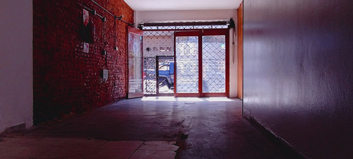 Lote En Venta Con Local Y Casa En Lote Propio En Centro Comenrcial De Villa Luzuriaga En Calle Principal Av. Arieta