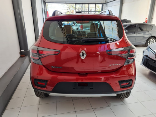 Imagen 2 de 10 de Renault Sandero Step Way Zen 0km 2022