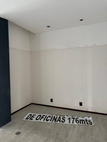 Renta De Oficinas, Consultorios Por Separado O Piso Completo En Alto Esmeralda