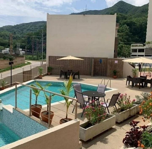 Imagen 2 de 23 de Townhouse Altos De Aricagua Código 137209 El Rincon Mañongo Vende Yackeline Tovar 04145831984