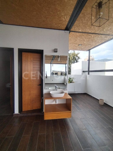 Casa Moderna Con Acabados De Lujo En Ejido Guadalupe Victoria, Oaxaca