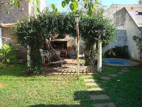 Imagen 2 de 14 de Chalet En Venta En Moron Norte