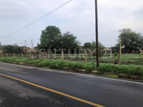 Lote De Terreno En Venta, En Huaxtla, Jalisco