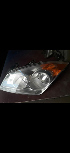 Faro Izquierdo Ford Fiesta Max 