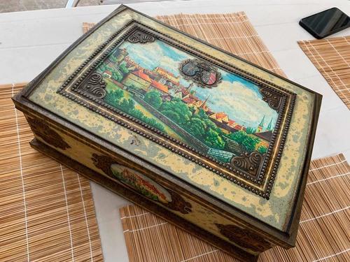 Lata Cofre De Galletitas Galleta Lata Antigua De Gran Tamaño (Usado)