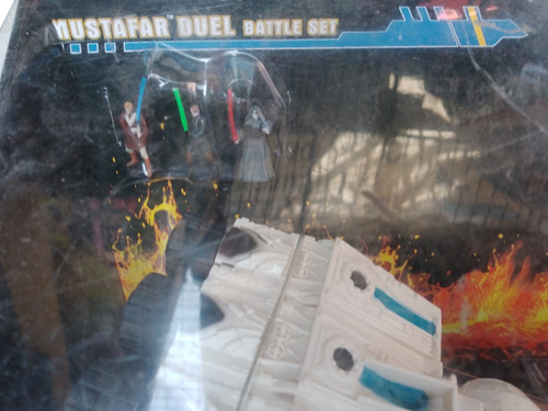 Star Wars Revenge Of The Sith Mustafar Duel Battle Set (Usado)