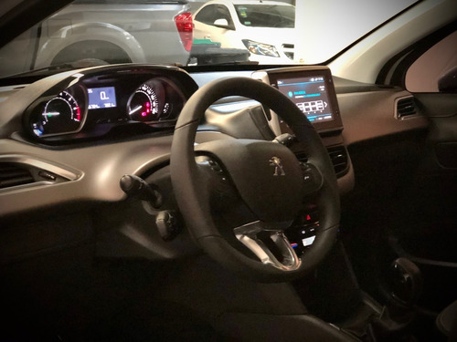 Peugeot 208 Feline 2019 Autodrive