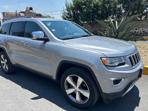 Jeep Grand Cherokee 3.6 Limited Lujo V6 4x2 At