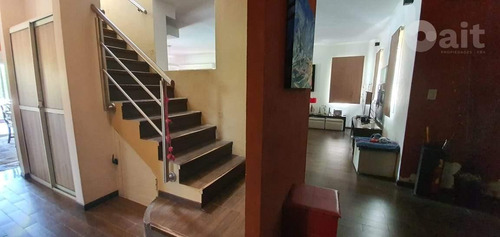 Imagen 10 de 24 de Venta Casa 4 Dormitorios San Isidro Villa Allende Con Pileta