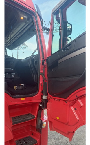 Iveco Hi Way 440 6x2 Ano 2014 Teto Alto Completo Único Dono