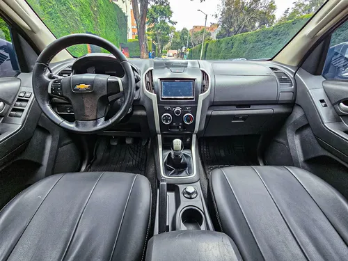 Chevrolet D-Max LS MT 2.5L 4X4 AA 2AB ABS DIESEL FE