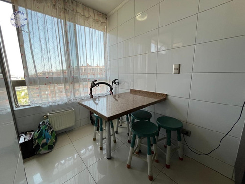 Departamento En Venta De 4 Dorm Y 3 Baños. En Vitacura