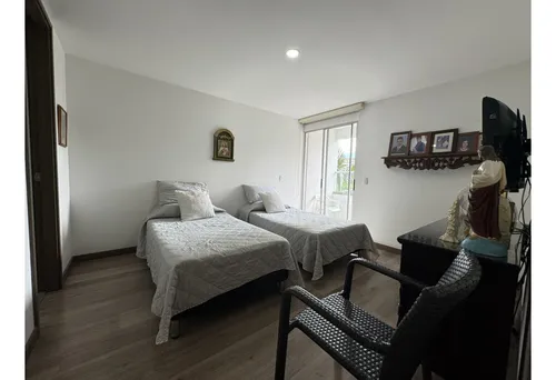 Venta De Apartamento En Calasanz, Espacioso Y Excelente Ubicación